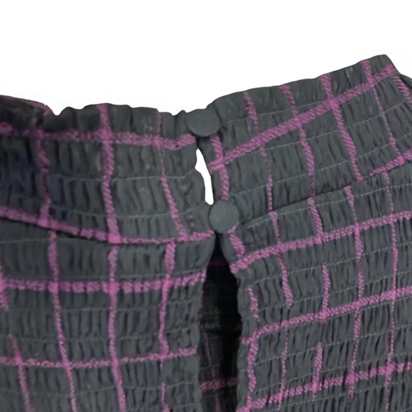 NEW Torrid Crinkle Chiffon Smocked Neck Blouse - Picture 6 of 9